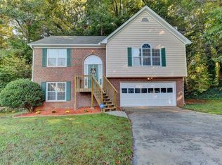 475 Padens Valley Ct, Lawrenceville, GA