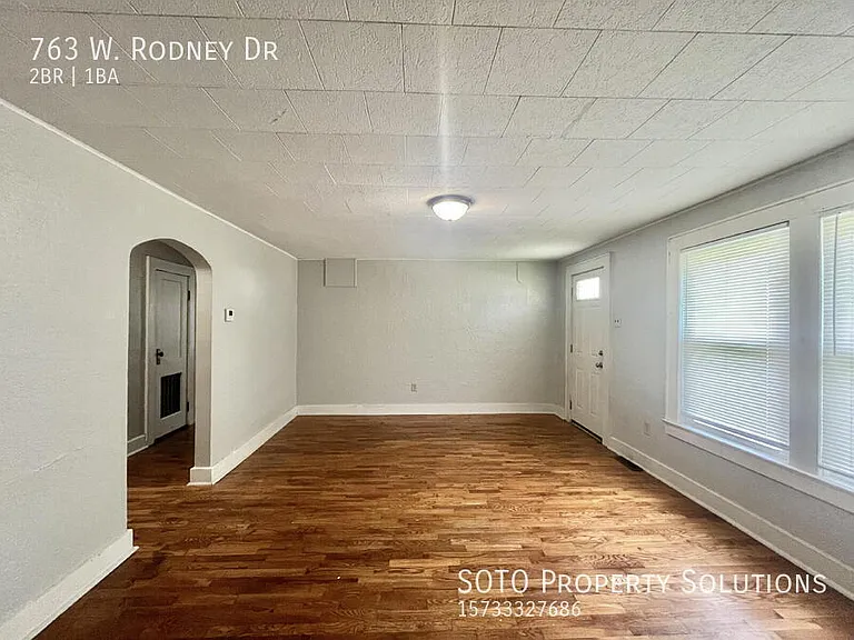 763 W Rodney Dr — Photo 19