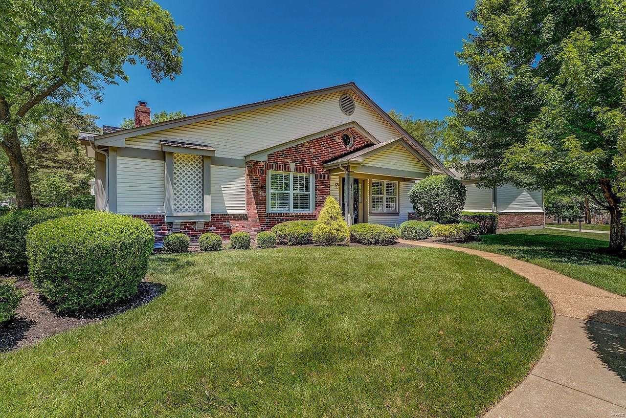 15821 Newton Ridge Dr, Chesterfield, MO 63017 Zillow