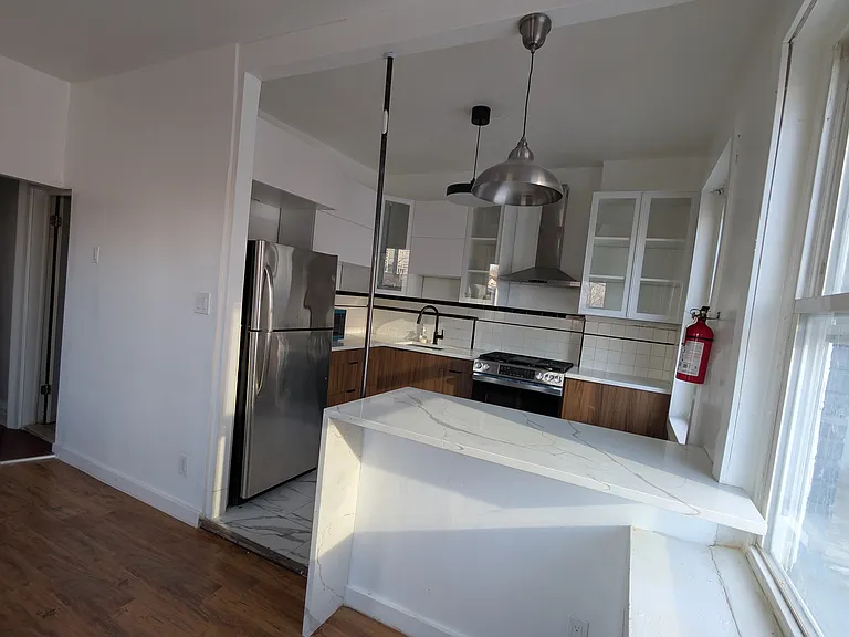 87 Chestnut Ave #1F — Photo 8