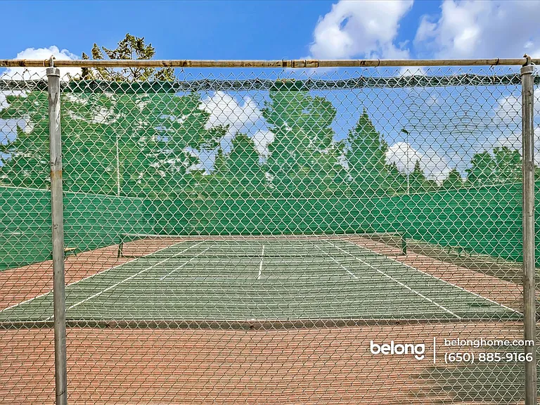 121 Player Ct #4 — Photo 35