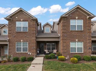 1302 Russell Springs Dr, Lexington, KY 40511