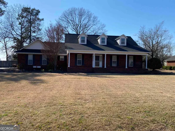 719 Brookwood Dr, Statesboro, GA 30461