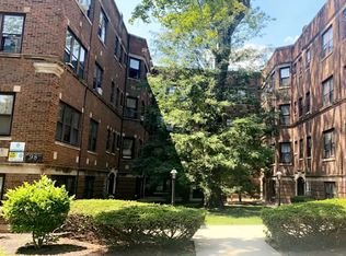 98 Lincoln Ave #106-3E, Riverside, IL 60546