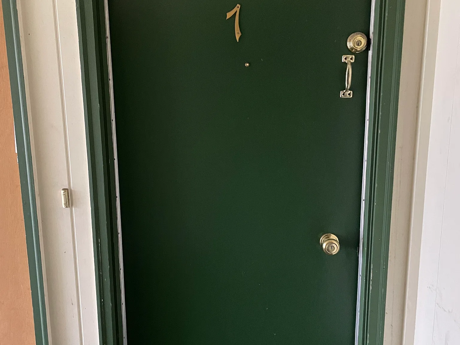 1 bed, 750 sqft, $1,000 — Photo 1