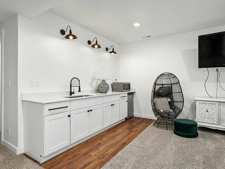 627 S Meade St — Photo 38