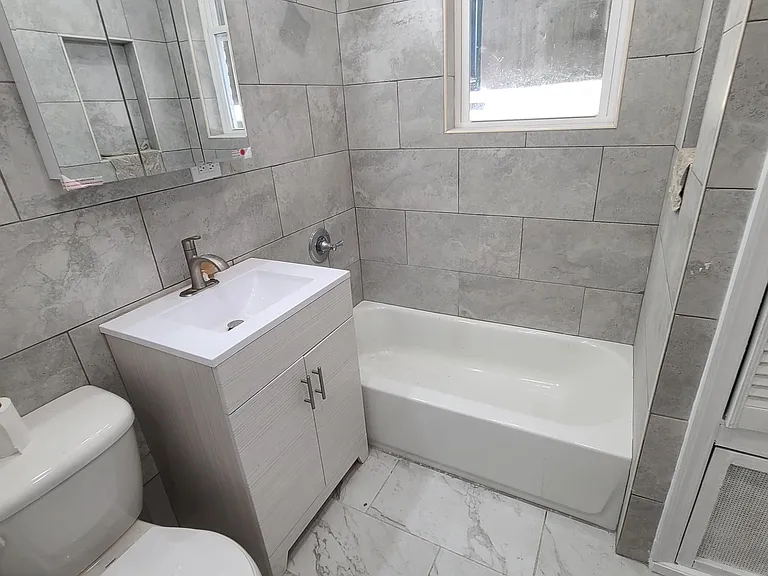 6117 Monitor Pl #2 — Photo 8