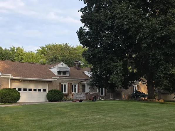 1180 N River Rd, Saginaw, MI 48609