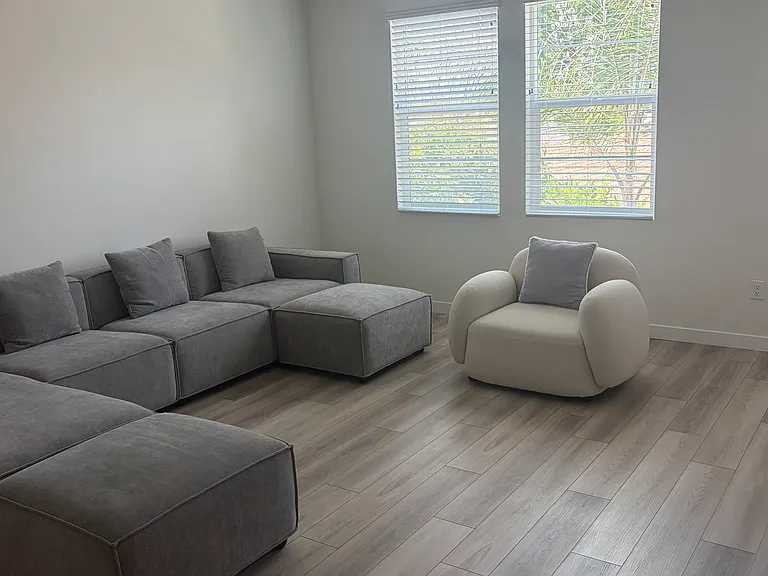 4385 Maple Ln — Photo 8