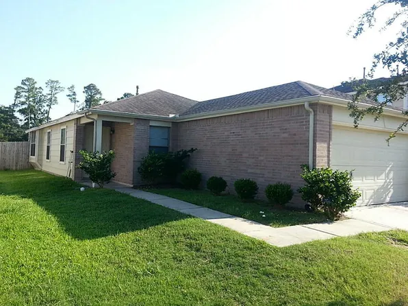 22851 Twisting Pine Dr, Spring, TX 77373