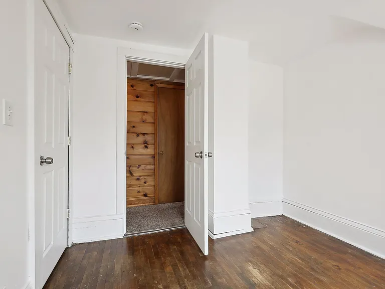 1119 Matilda St — Photo 24