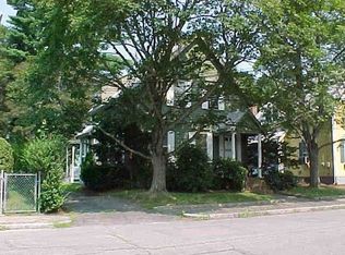 88 Cedar St, Taunton, MA 02780