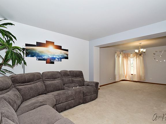 4th image of 13296 Victoria Ln