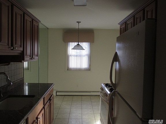 3rd image of 260 Waverly Ave #2-59
