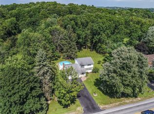 7220 Dryer Rd, Victor, NY 14564