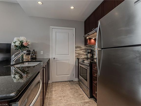 5th image of 5327 Upper Middle Rd #205