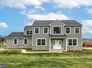451 Frogtown Rd, Pequea, PA 17565