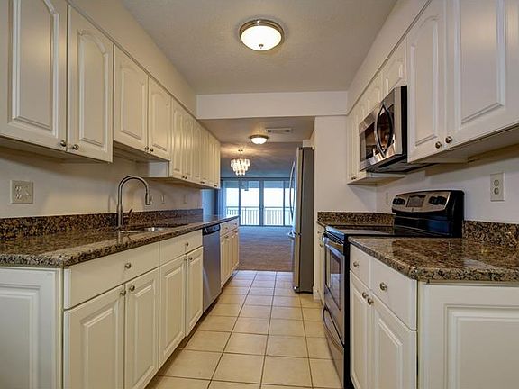 3rd image of 2900 Gulf Blvd APT 210