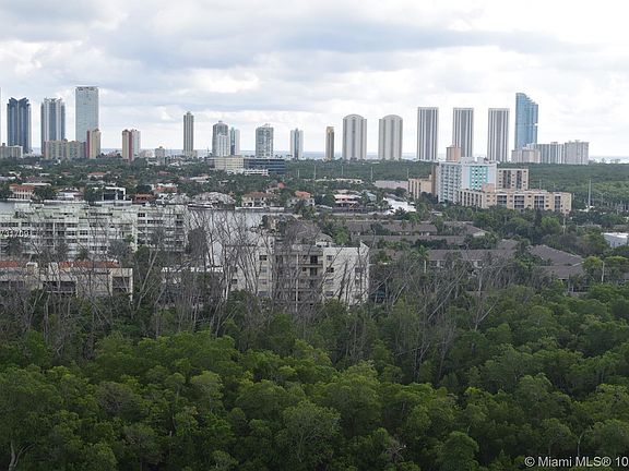 5th image of 16385 Biscayne Blvd Unit 1516