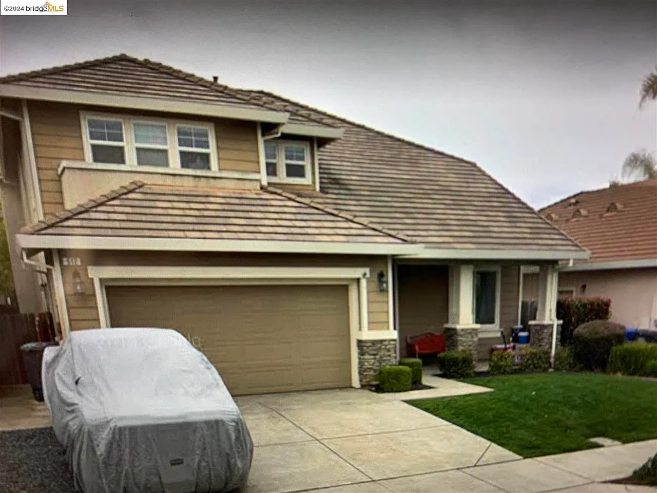 512 Lassen Way photo 1