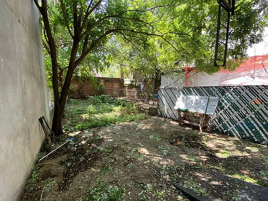 Rented by Premier Metro Realty Corp | media 1