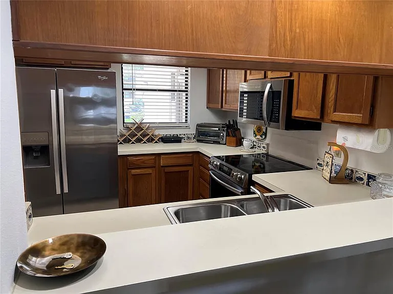 333 Woodlake Wynde — Photo 13