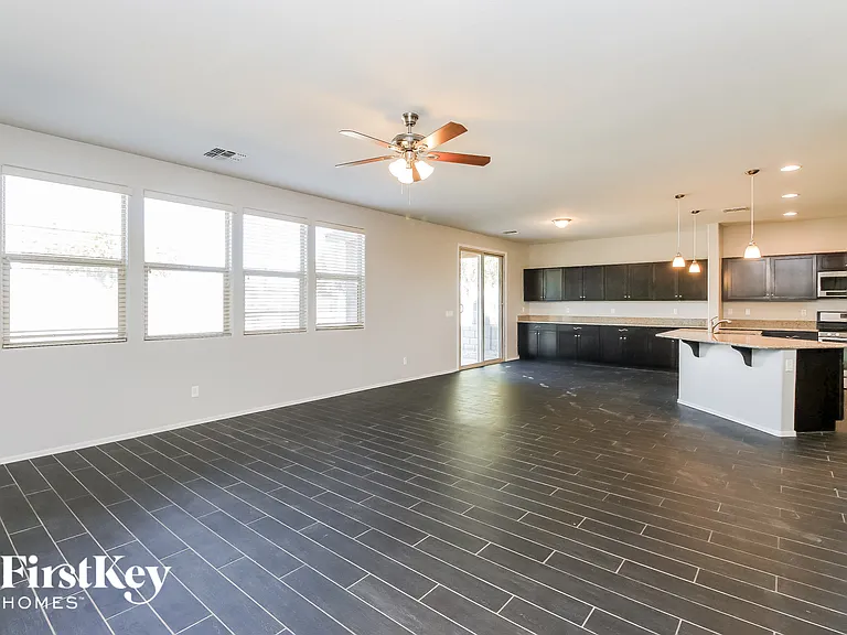4190 W Federal Way — Photo 3