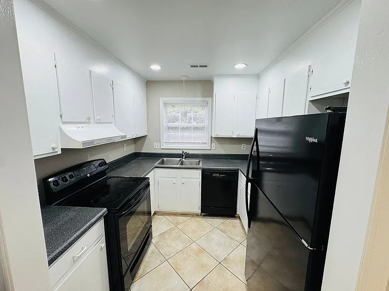 5512 Lawrence Orr Rd — Photo 3
