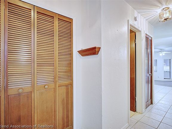 4th image of 1561 Lakeview Dr Unit 931