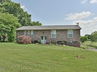 2819 Calloway Cir, Lenoir City, TN 37772