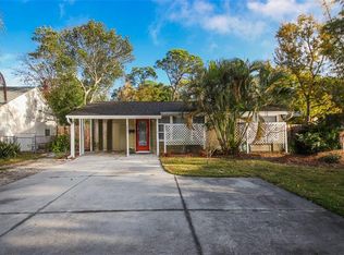 2421 McClellan Pkwy, Sarasota, FL 34239