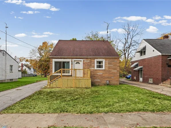 1548 Oak Knoll Ave SE, Warren, OH 44484