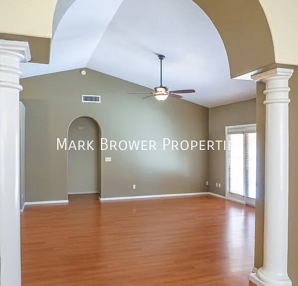 3641 W Linda Ln — Photo 6
