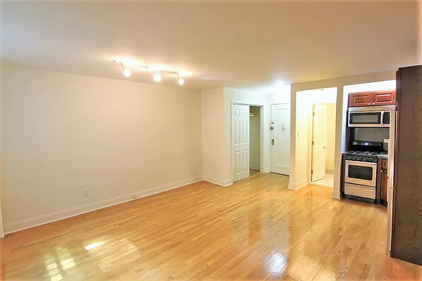 Rented by JK Dansar Corp | media 31