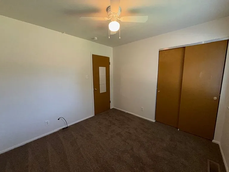 153 Willis Ave — Photo 6