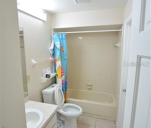 3rd image of 7637 Coral Gables Dr