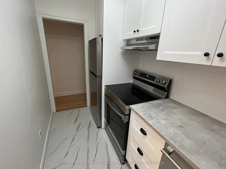126 Braemar Ave #UPPER — Photo 15