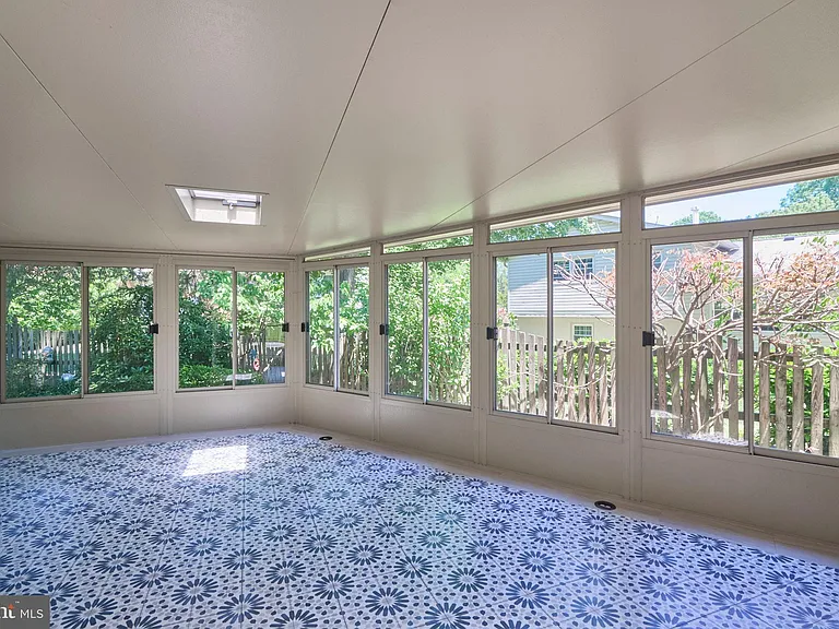 2403 Arrow Park Dr — Photo 19