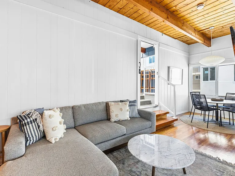 2809 Strandway Adu Bay — Photo 12