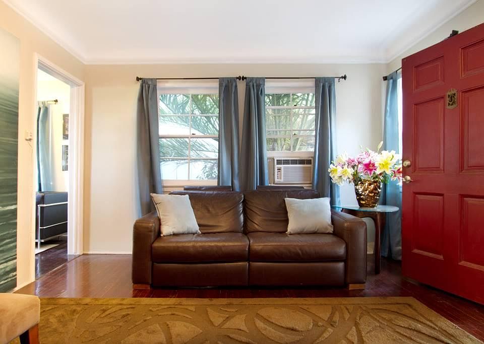 1st image of 2882 Sunset Pl