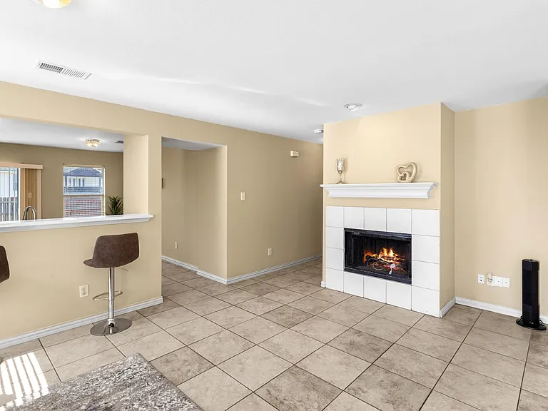 1116 Piedmont Dr — Photo 7