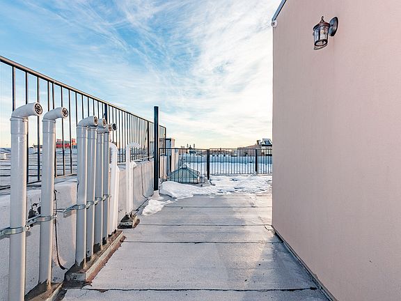 2nd image of 251 Irving Ave #4S