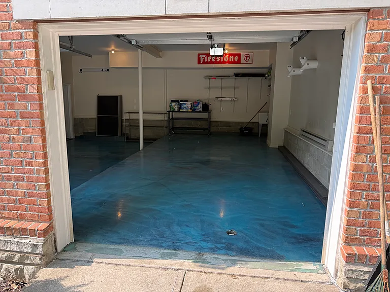324 Mulberry St — Photo 37