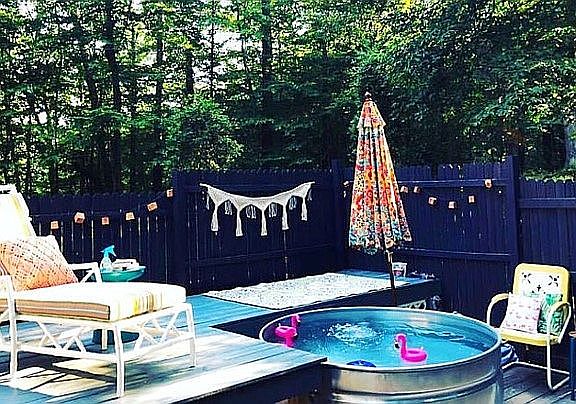 Stock Tank Pool with Pump 