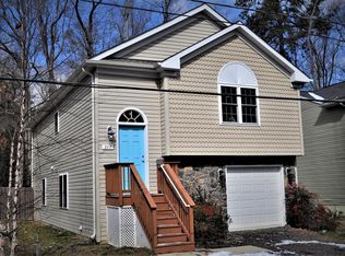 317 12th St, Colonial Beach, VA 22443