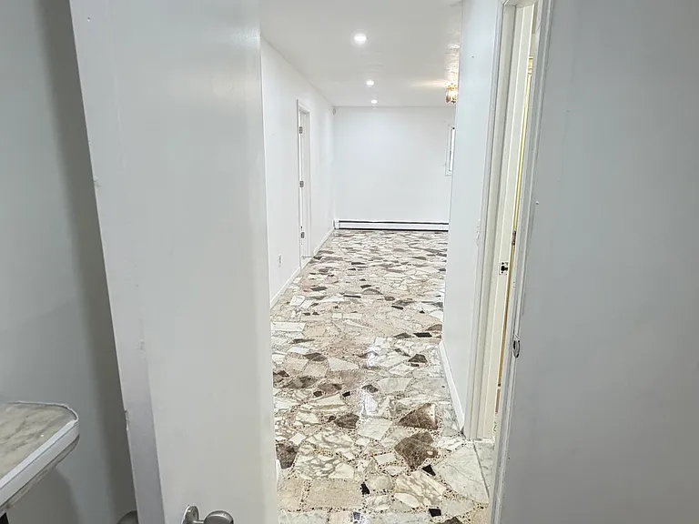 528 Jayne Blvd #1F — Photo 15