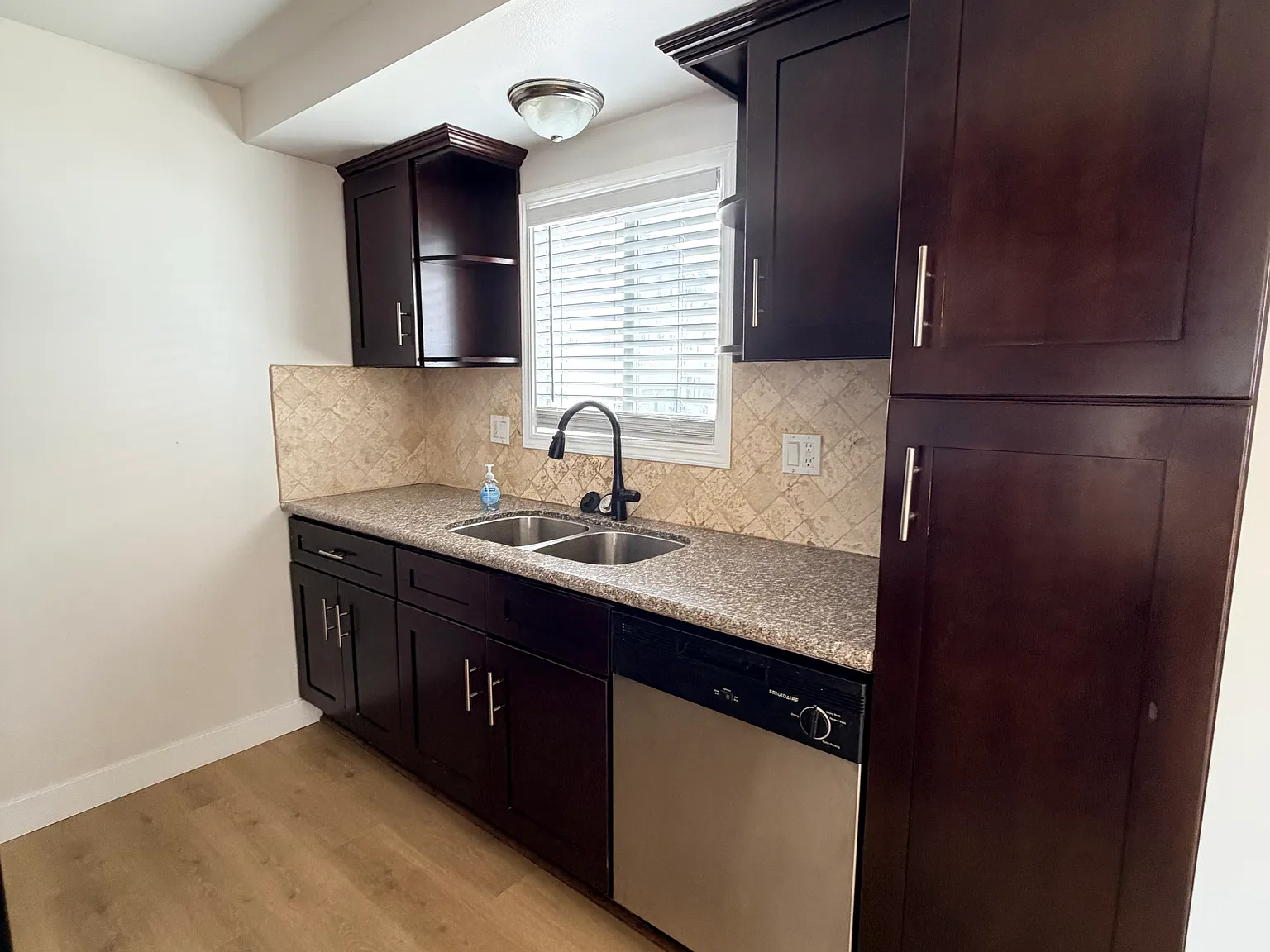 1 bed, 650 sqft, $2,495 — Photo 4