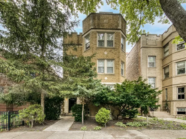 2110 W Arthur Ave, Chicago, IL 60645