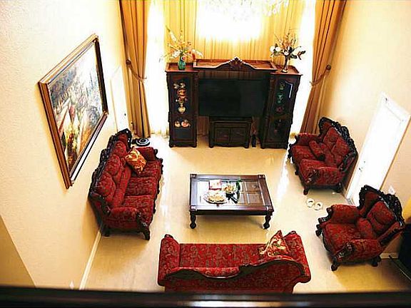 4th image of 2374 Sw 185th Avenue