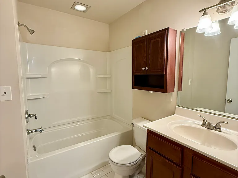 100 Wild Oak Ln #303 — Photo 8